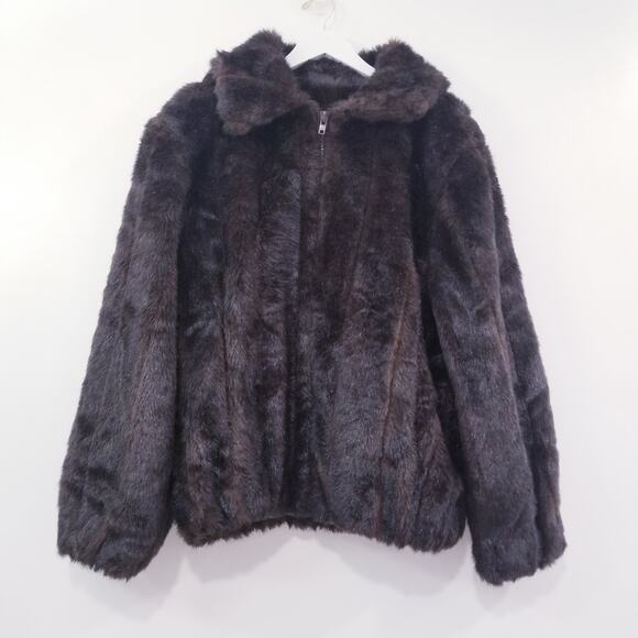 CARLUCCI Designed in Paris Vegan Fur Jacket - Picture 1 of 11
